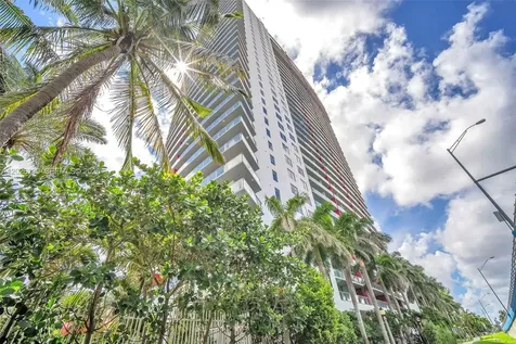 2602 E E Halladale Hallandale Beach FL 33009