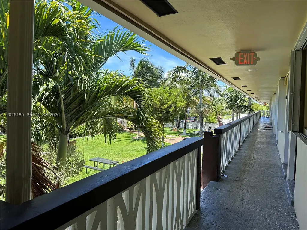 2900 NE 17th Avenue Pompano Beach FL 33064