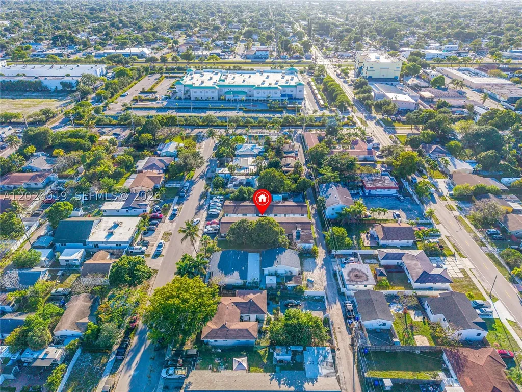 1927/1929 Roosevelt Street Hollywood FL 33020