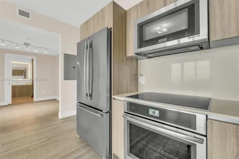 2960 NE 207th Street Aventura FL 33180