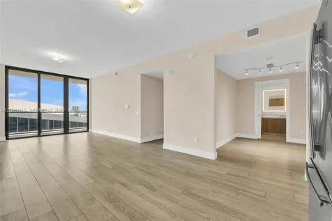 2960 NE 207th Street Aventura FL 33180