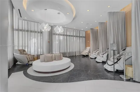 851 NE 1st Avenue Miami FL 33132