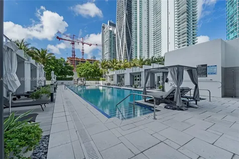 851 NE 1st Avenue Miami FL 33132