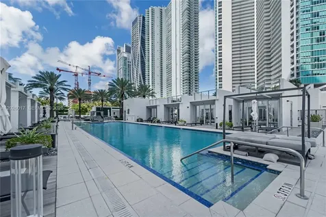 851 NE 1st Avenue Miami FL 33132