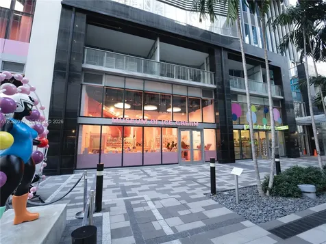 851 NE 1st Avenue Miami FL 33132