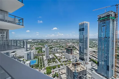 851 NE 1st Avenue Miami FL 33132