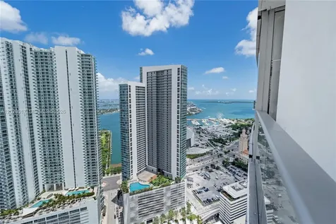 851 NE 1st Avenue Miami FL 33132