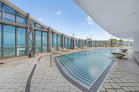 851 NE 1st Avenue Miami FL 33132