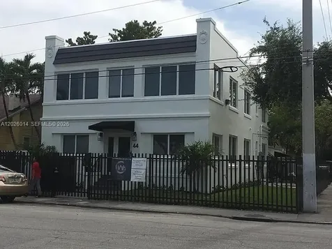 44 NW 10th Avenue Miami FL 33128
