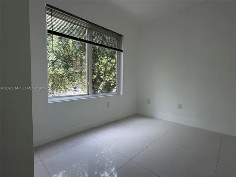 44 NW 10th Avenue Miami FL 33128