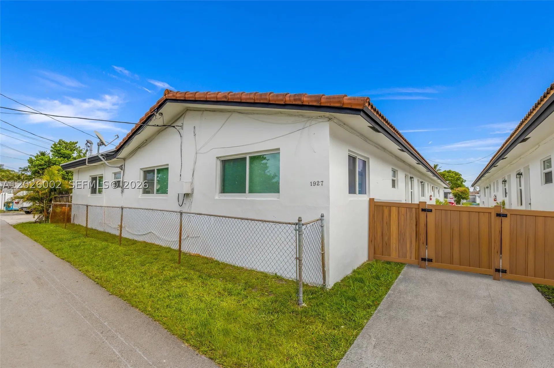 1927/1929 Roosevelt Street Hollywood FL 33020