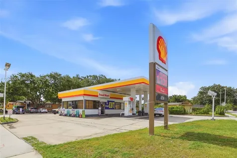 1916 W Colonial Drive Orlando FL 32804