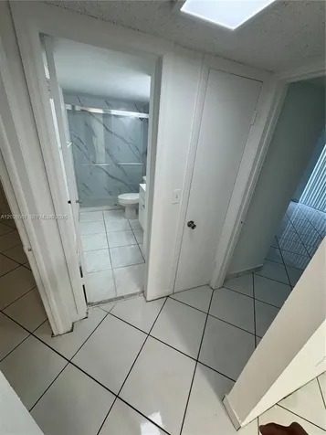 1555 W 44th Place Hialeah FL 33012