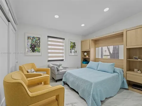 10700 SW 46th Street Miami FL 33165