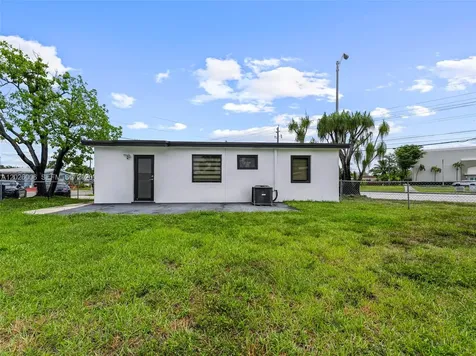 10700 SW 46th Street Miami FL 33165