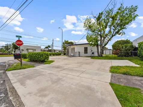 10700 SW 46th Street Miami FL 33165