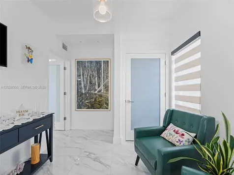 10700 SW 46th Street Miami FL 33165