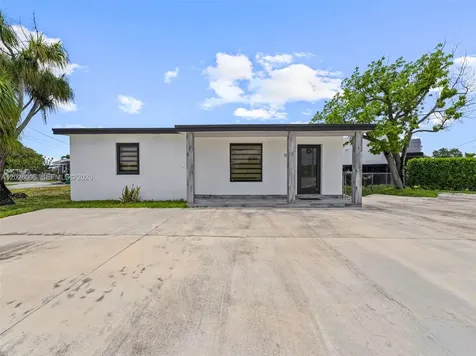 10700 SW 46th Street Miami FL 33165