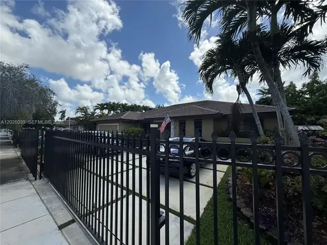 3591 SW 142nd Avenue Miami FL 33175