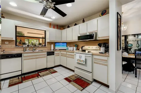 3591 SW 142nd Avenue Miami FL 33175
