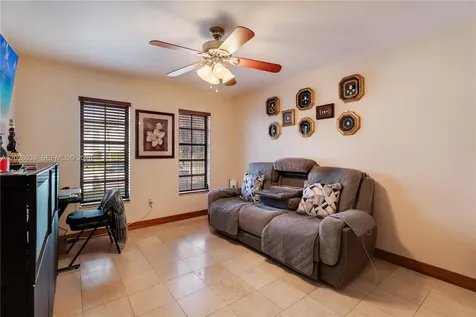 3591 SW 142nd Avenue Miami FL 33175