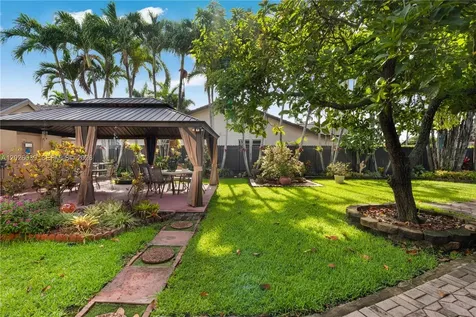3591 SW 142nd Avenue Miami FL 33175