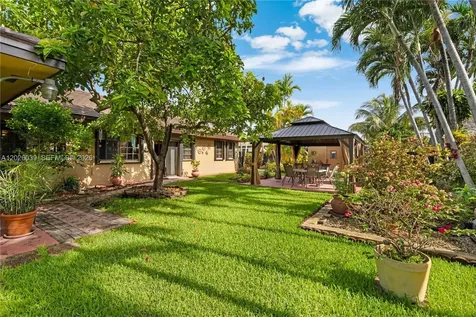 3591 SW 142nd Avenue Miami FL 33175