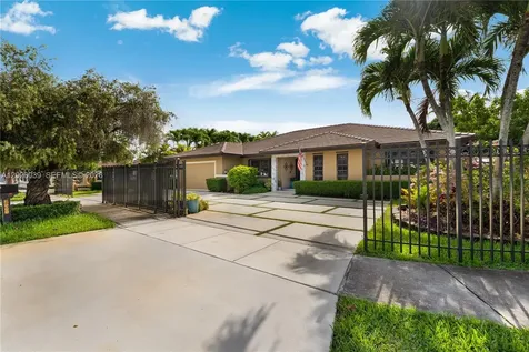 3591 SW 142nd Avenue Miami FL 33175