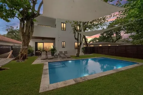 3379 William Avenue Miami FL 33133