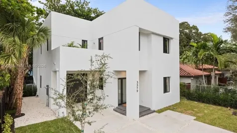 3379 William Avenue Miami FL 33133