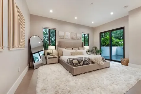 3379 William Avenue Miami FL 33133