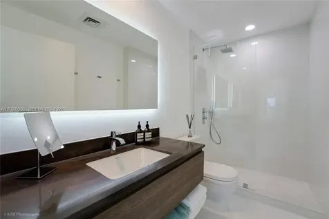 350 Ocean Drive Key Biscayne FL 33149