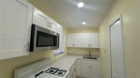 12890 NE 8th Avenue North Miami FL 33161