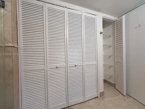 16400 Collins Avenue Sunny Isles Beach FL 33160