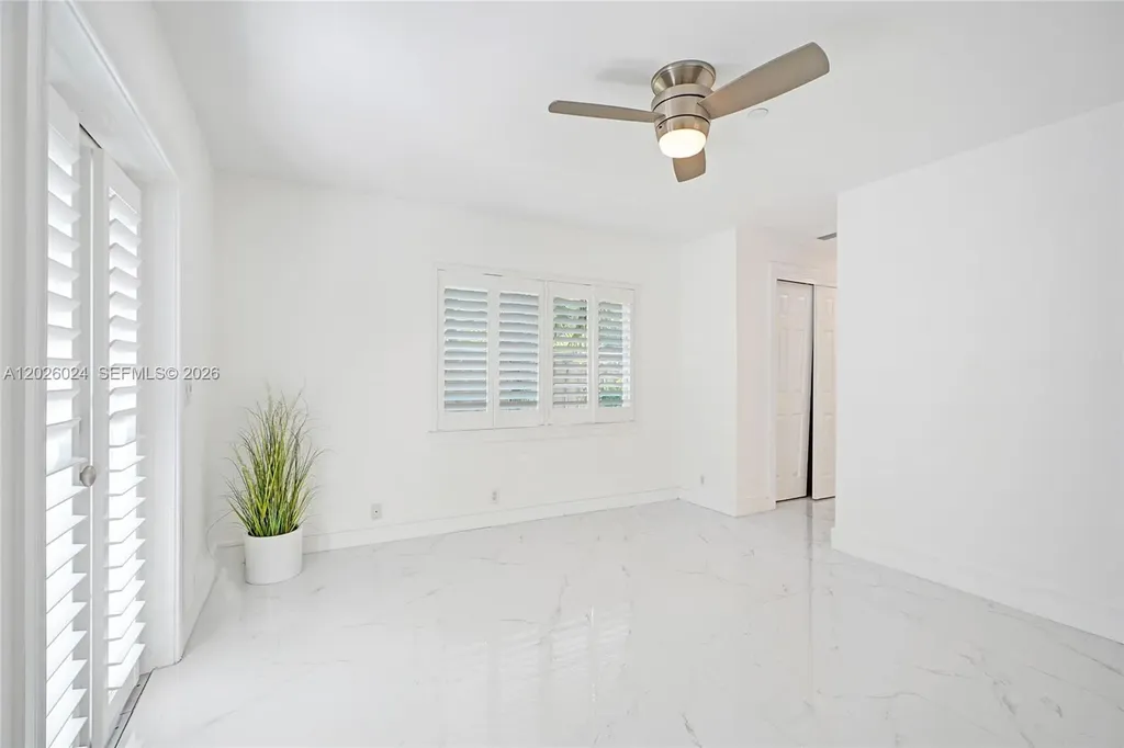 1112 NE 17th Way Fort Lauderdale FL 33304