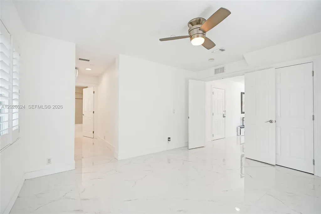 1112 NE 17th Way Fort Lauderdale FL 33304