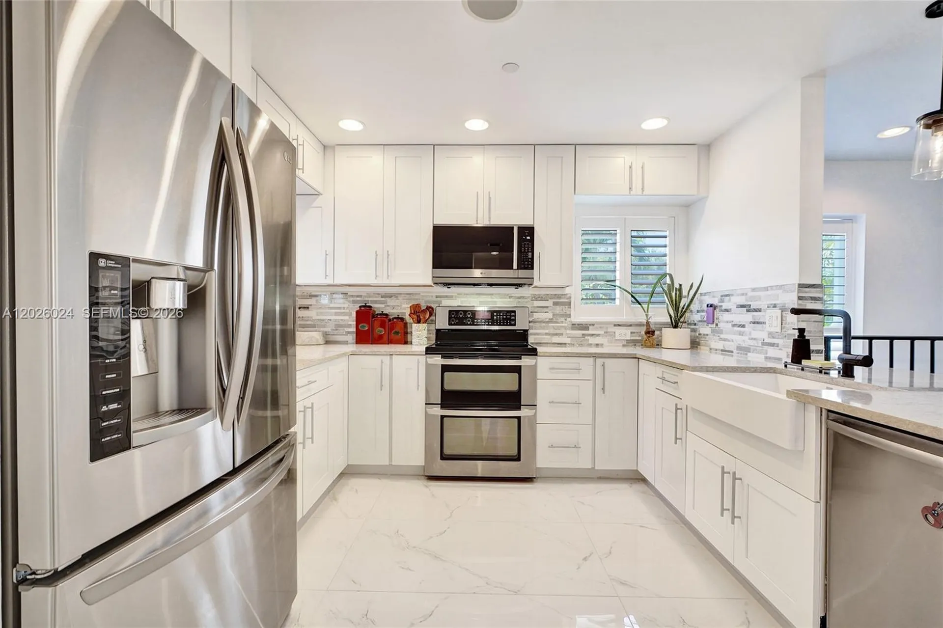 1112 NE 17th Way Fort Lauderdale FL 33304