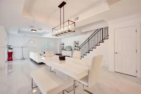 1112 NE 17th Way Fort Lauderdale FL 33304