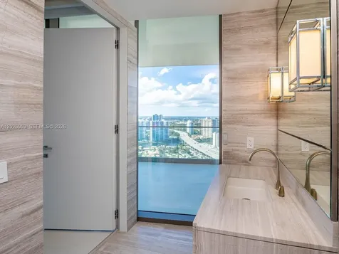 18975 Collins Avenue Sunny Isles Beach FL 33160