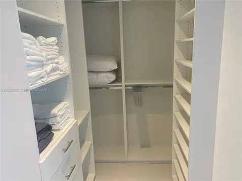 18975 Collins Avenue Sunny Isles Beach FL 33160