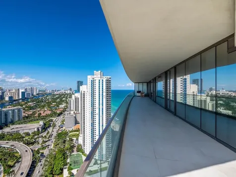 18975 Collins Avenue Sunny Isles Beach FL 33160