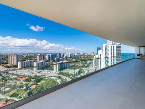 18975 Collins Avenue Sunny Isles Beach FL 33160