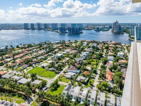 18975 Collins Avenue Sunny Isles Beach FL 33160