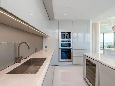 18975 Collins Avenue Sunny Isles Beach FL 33160