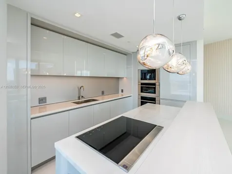 18975 Collins Avenue Sunny Isles Beach FL 33160