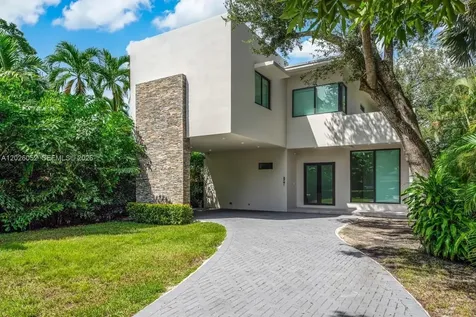 3741 Kumquat Avenue Miami FL 33133