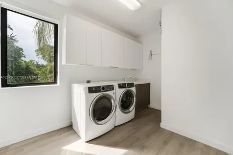 3741 Kumquat Avenue Miami FL 33133
