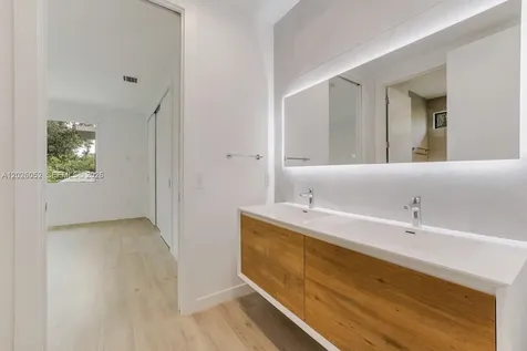 3741 Kumquat Avenue Miami FL 33133