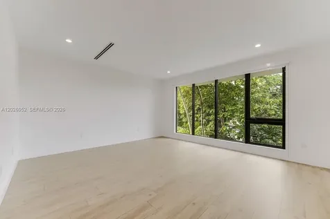 3741 Kumquat Avenue Miami FL 33133