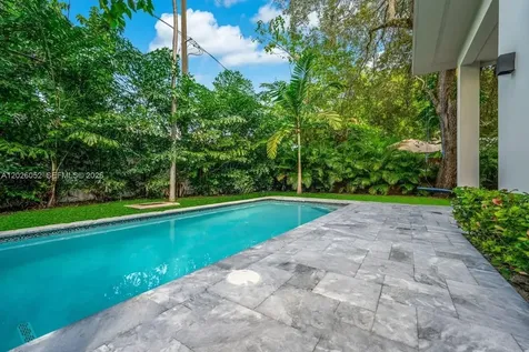 3741 Kumquat Avenue Miami FL 33133